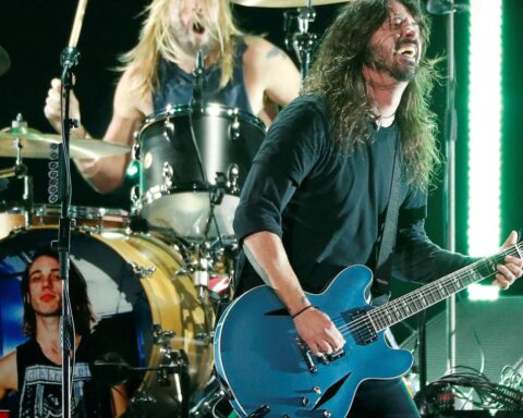 Foo Fighters drummer Taylor Hawkins dies on tour in Colombia