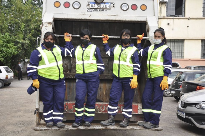 Four women make up the first team of waste collectors