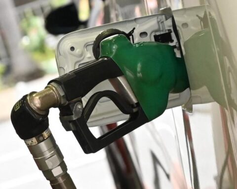 Gasoline of 84 and 90 and Gasohol 84 will enter the Stabilization Fund to stop the rise in prices