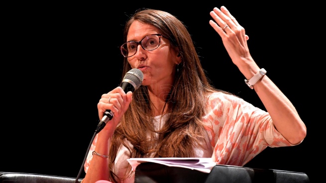 Gómez Alcorta assured that women have "much to contribute from feminisms"