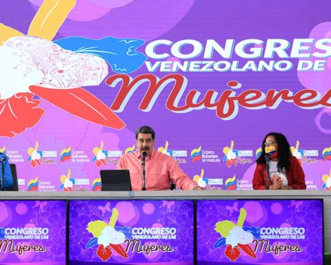 Head of State inaugurated the Venezuelan Congress of Women