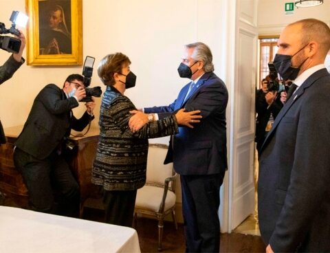 How were the last hours of the negotiation with the IMF