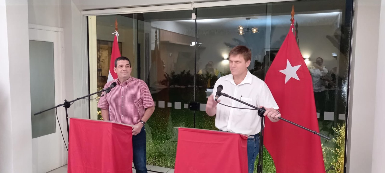 Hugo Velázquez makes Juan Manuel Brunetti official as his running mate