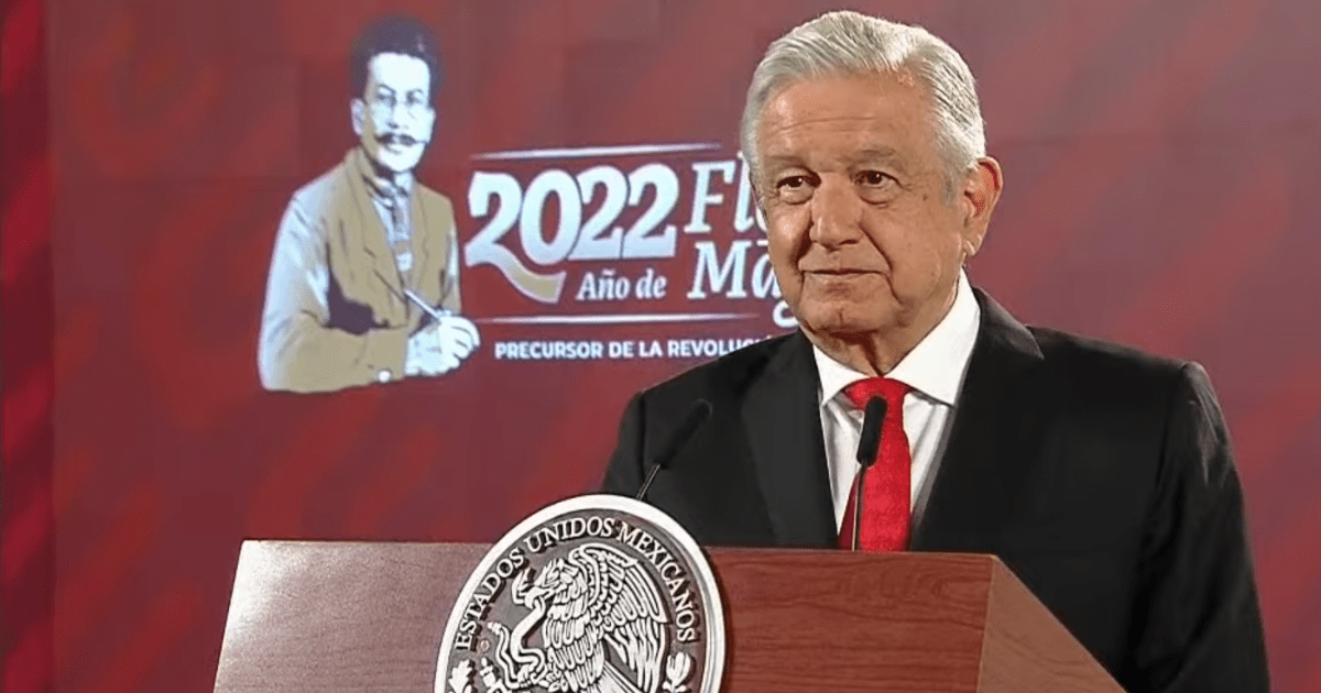 INE orders to remove AMLO's morning paper from March 7 for containing illegal propaganda