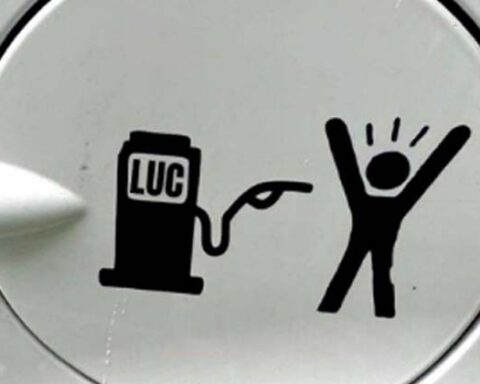 In less than two years fuels increased seven times more than in 15 years of FA governments