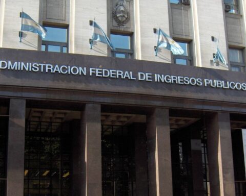 Income tax: the AFIP extended the term to enter the deductions