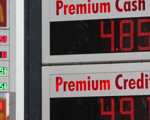 Increase in gasoline fuels new record of inflation in the United States