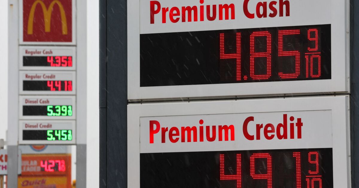 Increase in gasoline fuels new record of inflation in the United States