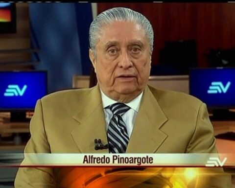 Journalist Alfredo Pinoargote dies