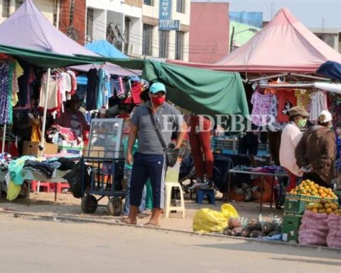 Lack of control in the order of the city and its public spaces generates criticism against the Mayor's Office