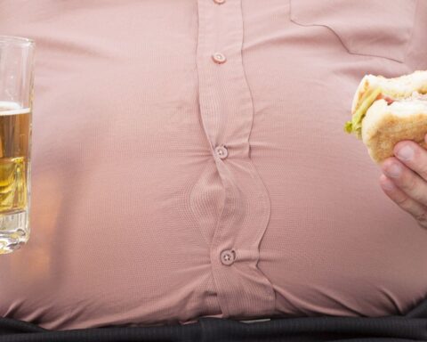 Lack of sleep can lead to weight gain, says expert