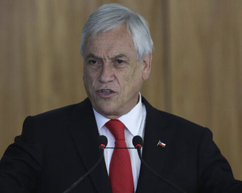 Lawyers request to investigate Piñera's participation in destabilization against Venezuela