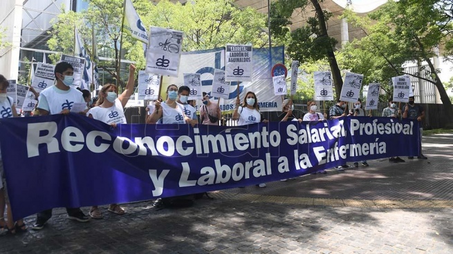 Nurses will strike and mobilize for better wages