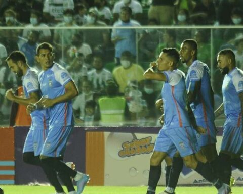 Oriente Petrolero-Blooming (0-1): Arismendi opens the scoring