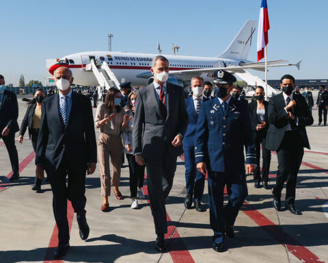 Parallel agendas of Yolanda Díaz and Irene Montero with King Felipe VI in Chile