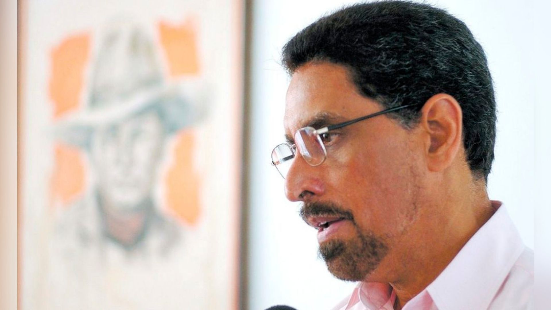 Political prisoner Víctor Hugo Tinoco is aggravated in prison.  His family urges release