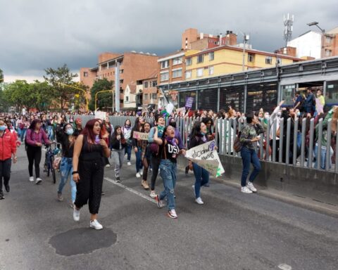 Protests in the framework of Women's Day: take note of closed stations in TransMilenio