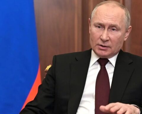 Putin says decision to intervene in Ukraine was 'difficult'