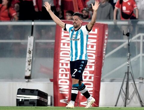 Racing beat the "Red" in the Avellaneda classic and came out on top in Zone A