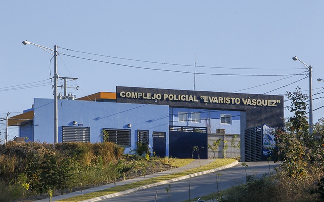 Relatives of political prisoners warn of a possible outbreak of COVID-19 in “El Chipote”