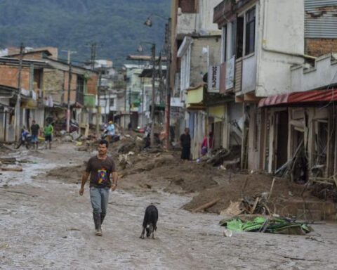 Resources for the reconstruction of Mocoa are at risk of being lost