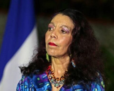 Rosario Murillo is silent about the UN resolution and prefers to announce her Easter holidays