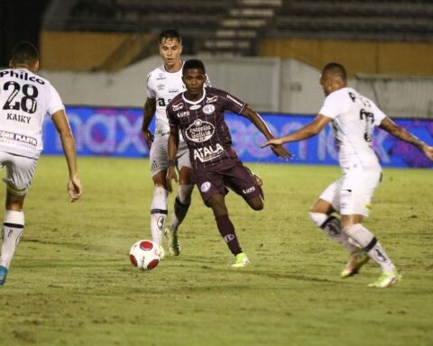 Santos draws with Ferroviária in a delayed game by Paulista