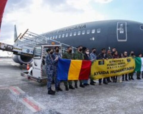 Second flight to bring Mexicans arrives in Romania;  30 will stay in Ukraine