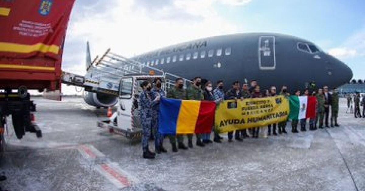 Second flight to bring Mexicans arrives in Romania;  30 will stay in Ukraine