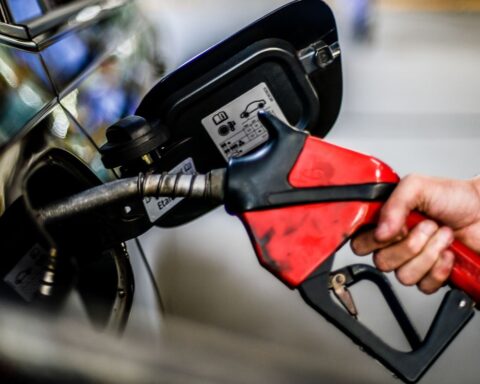 Senate considers fuel bills