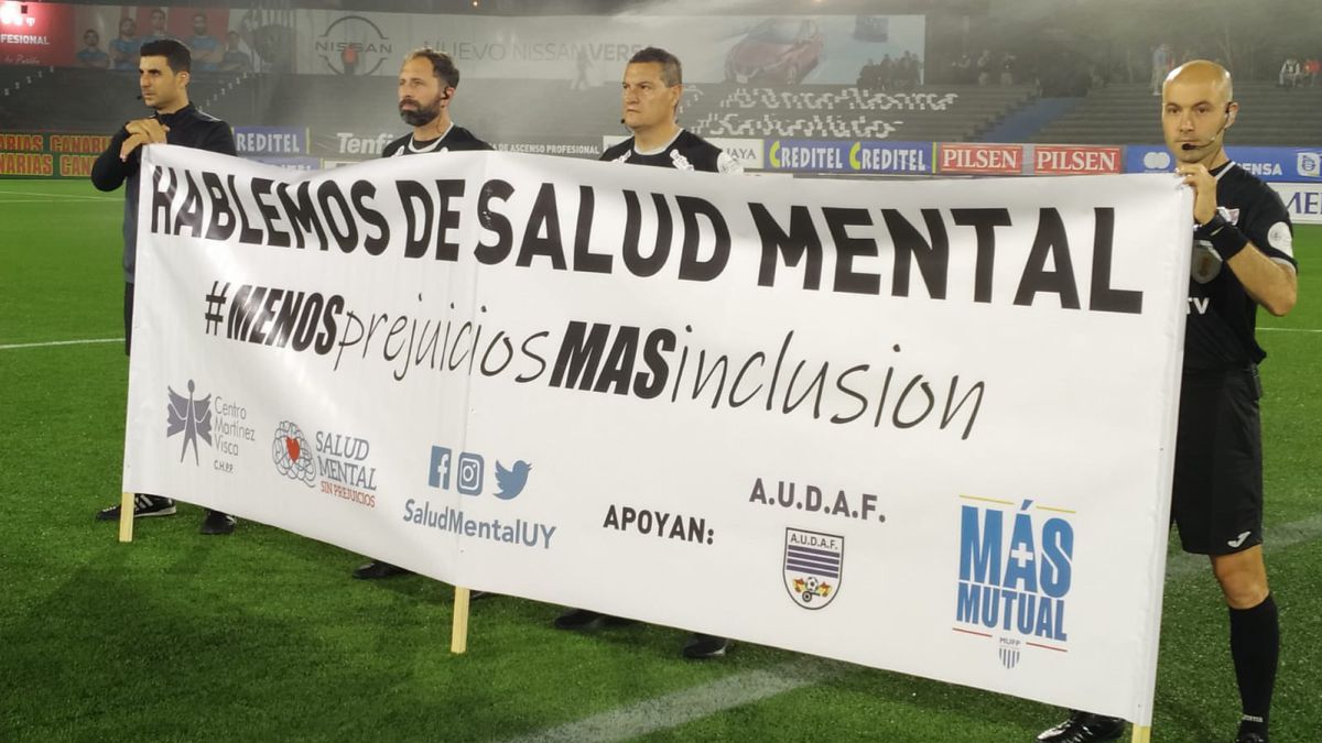 Se suspende el fútbol en Uruguay por amenazas a los árbitros
