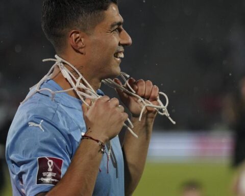 Suárez could not hold back the tears in his last match with Uruguay at the Centenario