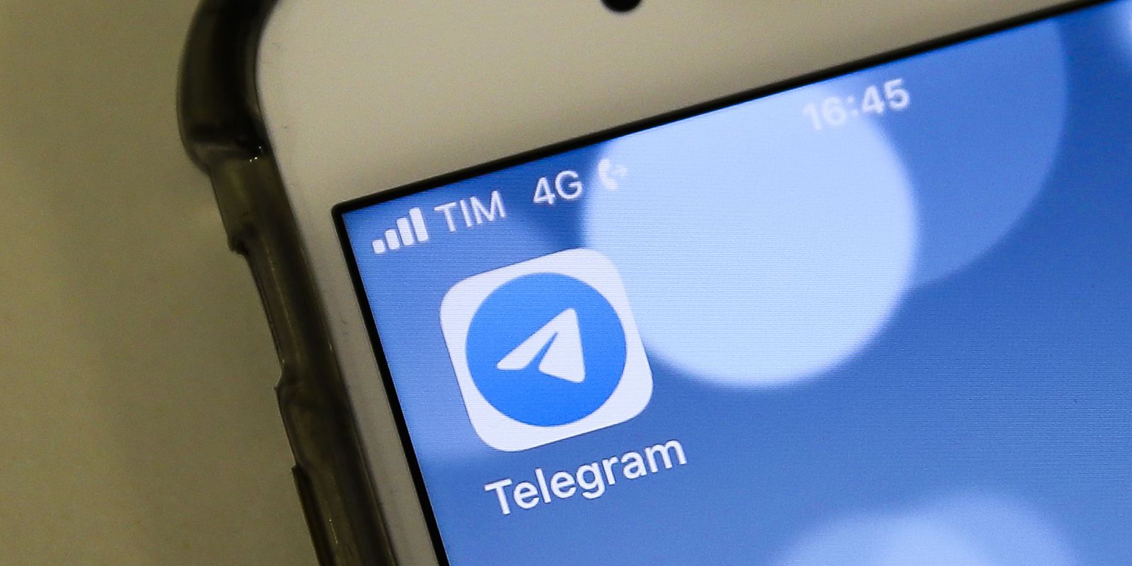Telegram founder apologizes to the STF after blocking the network
