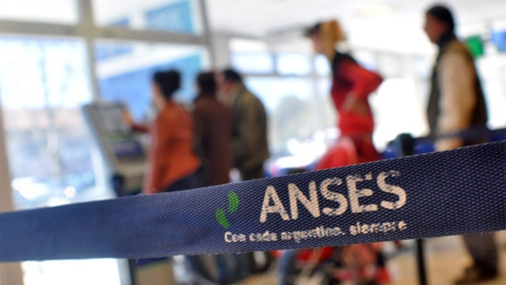 The ANSES will pay a bonus of 15,000 pesos: what are the requirements and who can receive it