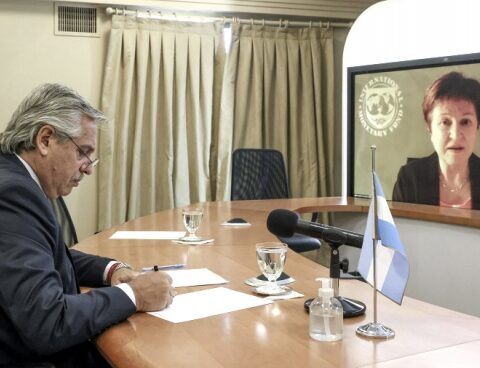 The IMF meets to analyze the approval of the agreement with Argentina