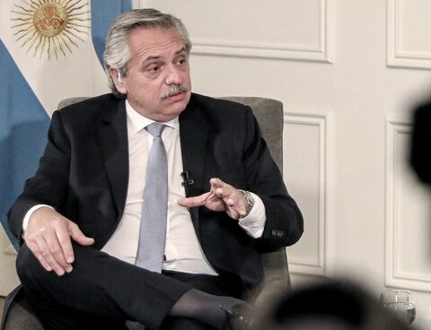 The President will receive officials from Chinese and South Korean companies