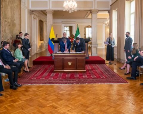 The education and security agreements that Colombia signed with Ireland