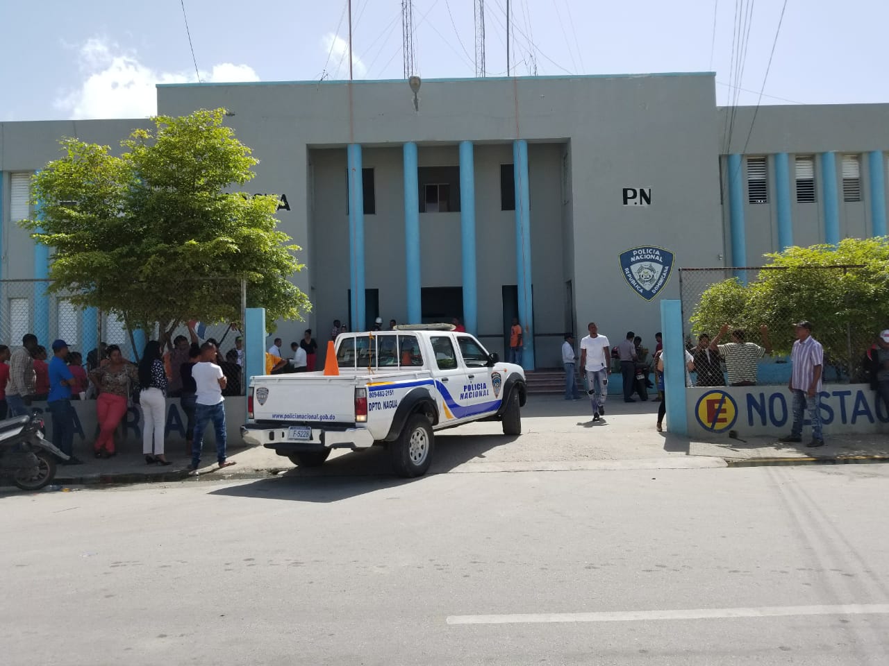 Dejan sin cabeza comandancia de la policía en Montecristi