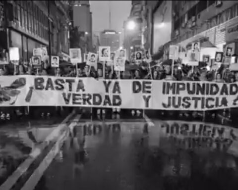 They prosecute without prison a gynecologist for abuse of authority with detainees in dictatorship