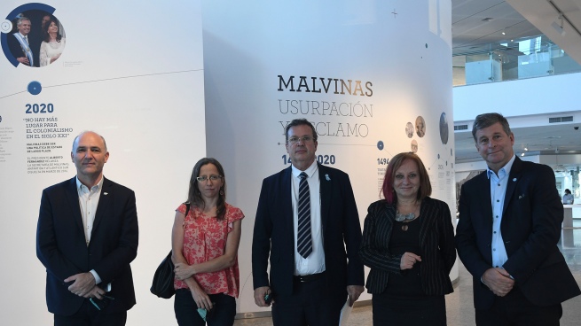 They recommend a media treatment of Malvinas that avoids "inaccuracies"