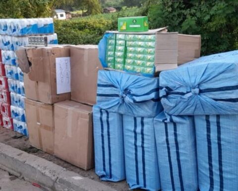 They seize contraband tobacco and alcoholic beverages valued at more than Bs 200,000