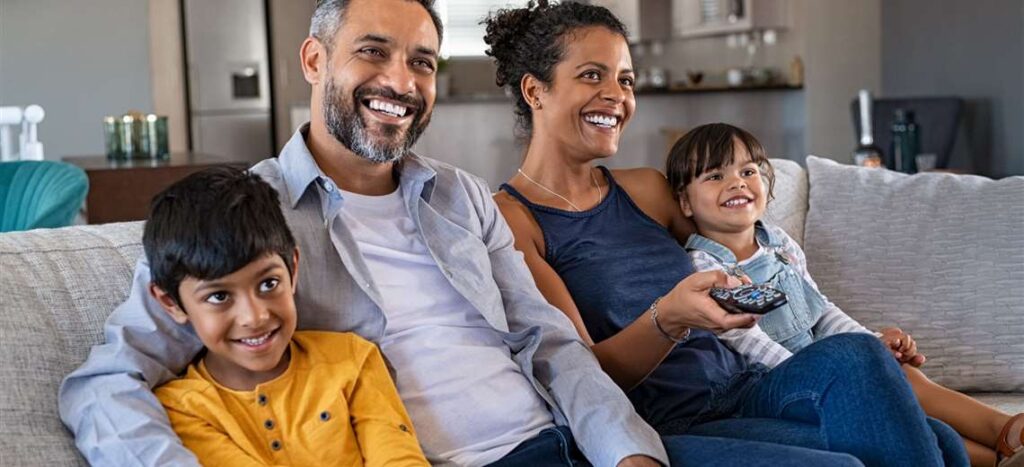 Tigo suggests three ideas to enjoy Father's Day at home