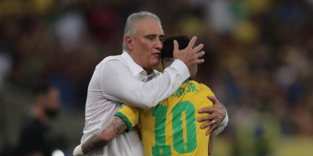 Tite is emotional at his farewell at Maracana