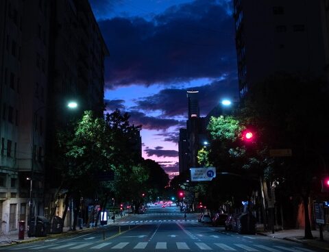 Tuesday with a maximum of 27 degrees and thunderstorms in the afternoon