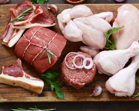 Unchecked inflation: meat and chicken suffered increases during February