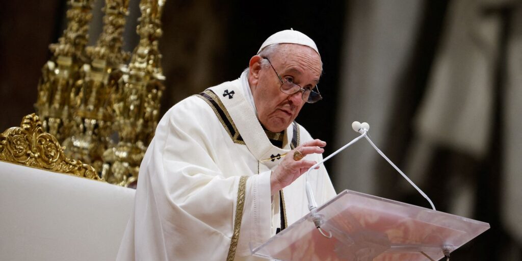 War in Ukraine: Pope warns of threat of global conflict