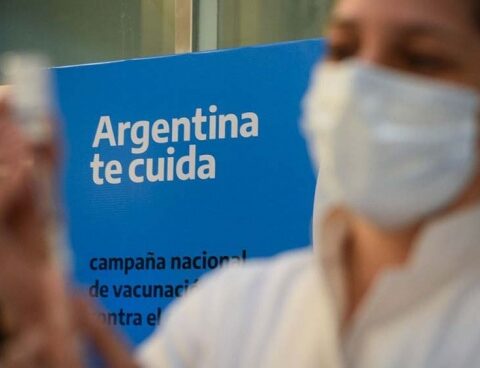 "Argentina exhibits the highest percentages of vaccination on a podium with China and Spain"