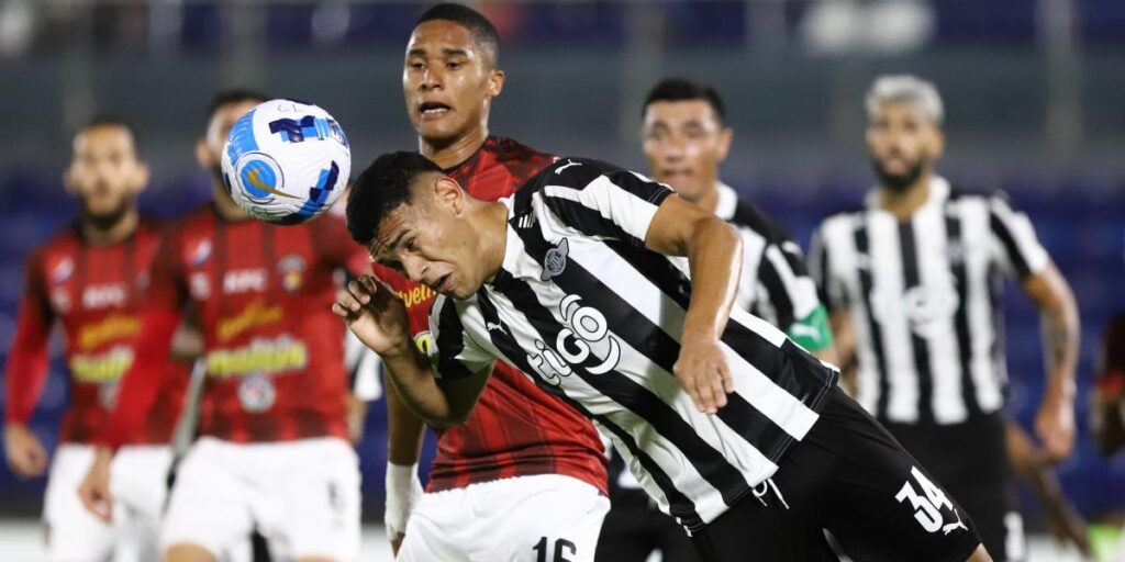 2-1: Libertad prevails in an intense match