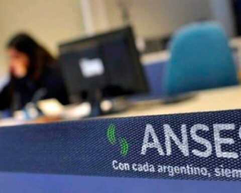 ANSES bonus: what requirements must monotributistas and informal workers meet to collect it