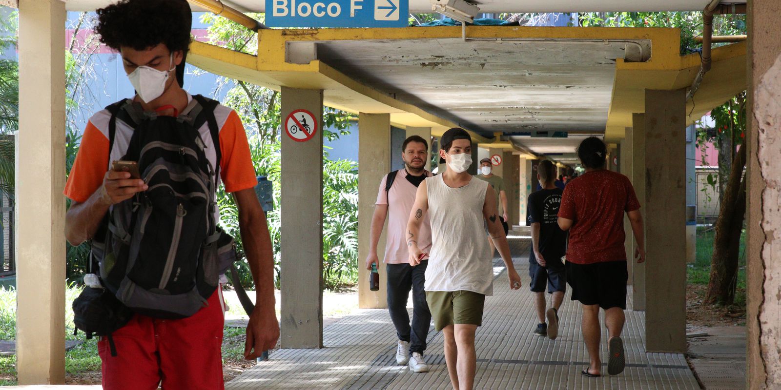 After a pandemic, USP freshmen meet on campus for the 1st time